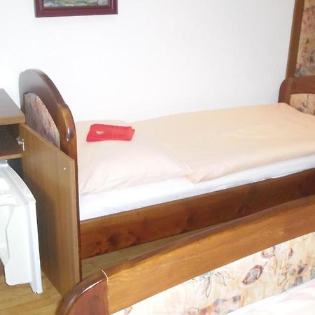 Pension Karolína Trnava Bagian luar foto