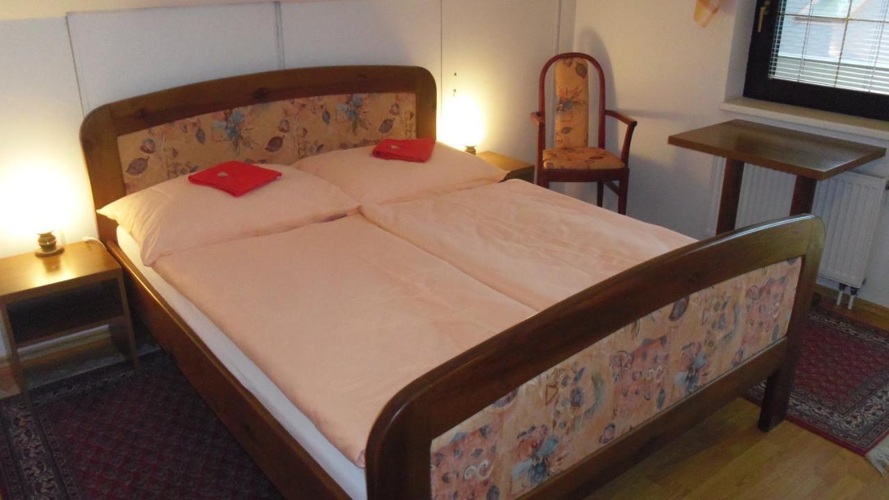 Pension Karolína Trnava Bagian luar foto